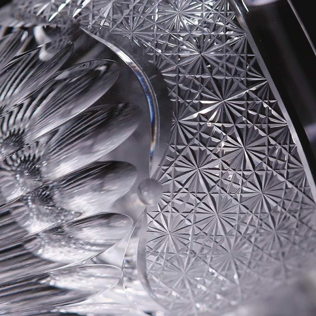 Close up detailing of our handcrafted K9 crystal whisky glass with an intricate Edo Kiriko design.