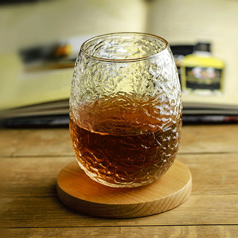 Cocoon Style Japanese Whisky Glass - Handcrafted Elegance