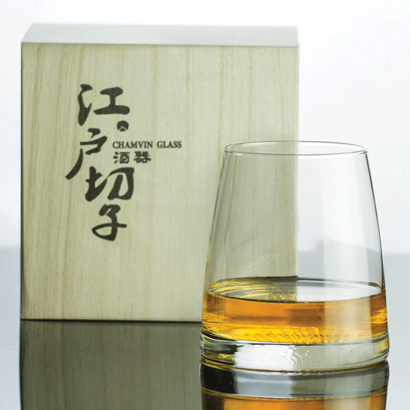 Japanese Kiriko Whisky Glass with Wooden Gift Box - Traditional Craftsmanship and Modern Design